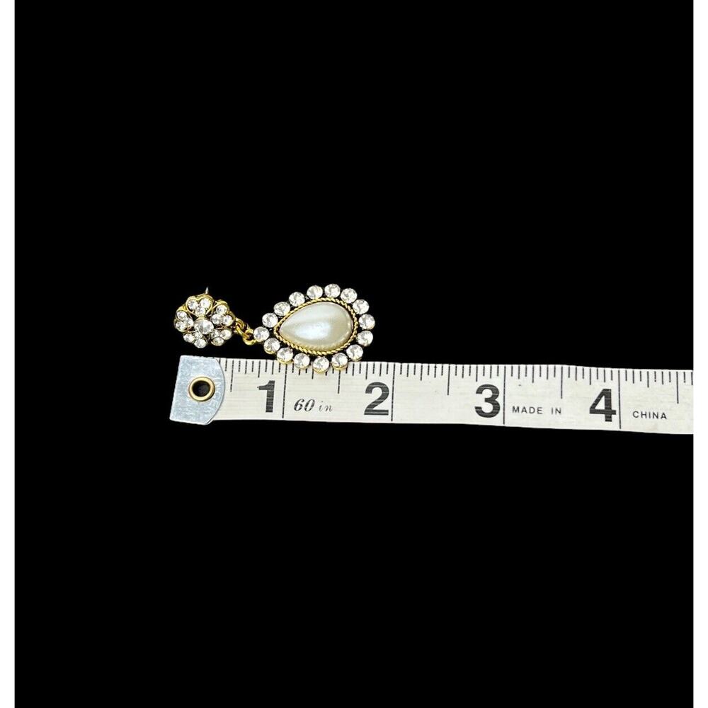 Amrita Singh Teardrop Dangle Earrings Faux Pearl Rhinestone Gold Tone Signed - Picture 8 of 8
